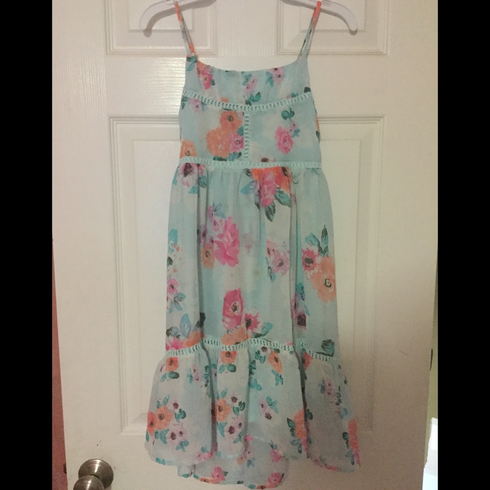 Girls dress